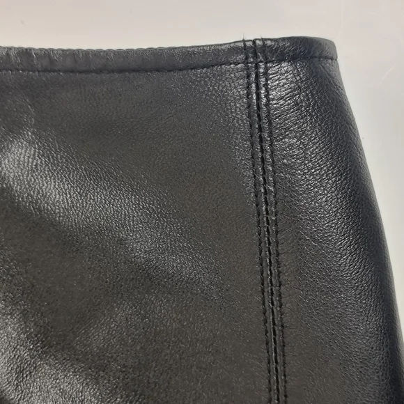 St. John Sport Black Leather Skirt Sz 10 Vtg. - Picture 5 of 12